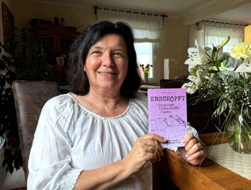 Petra Lohmeyer präsentiert ihren Krimi, Titel: Erschöpft